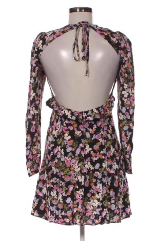 Sukienka Laurella, Rozmiar M, Kolor Kolorowy, Cena 170,17 zł