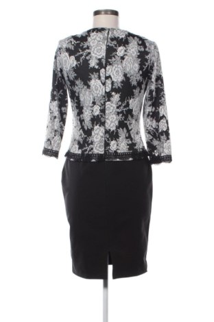 Rochie Lilia, Mărime M, Culoare Multicolor, Preț 145,97 Lei