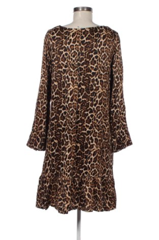 Ruha MSCH, Méret L, Szín Sokszínű, Ár 17 359 Ft