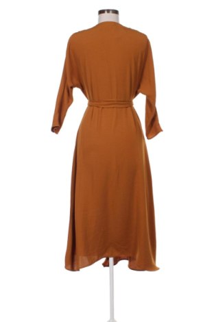 Рокля Mango, Размер XS, Цвят Кафяв, Цена 16,61 €