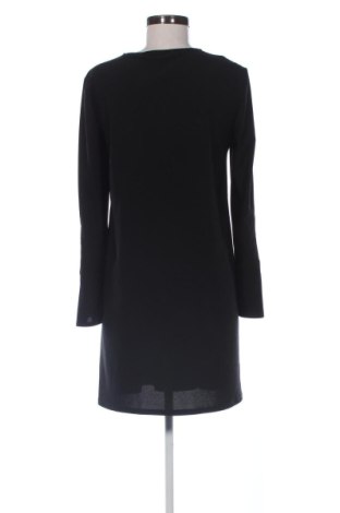 Рокля Mango, Размер M, Цвят Черен, Цена 17,89 €