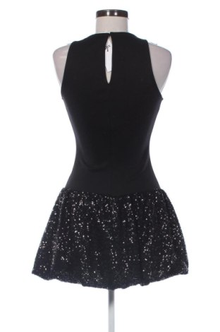 Sukienka Mango, Rozmiar S, Kolor Czarny, Cena 402,92 zł