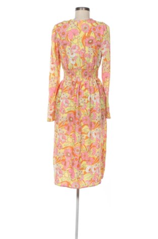 Рокля Monki, Размер S, Цвят Многоцветен, Цена 14,31 €