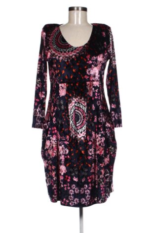 Šaty  New Jersey, Velikost L, Barva Vícebarevné, Cena  1 060,00 Kč