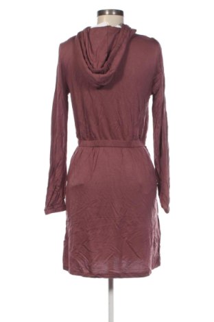 Sukienka ONLY, Rozmiar S, Kolor Czerwony, Cena 133,99 zł