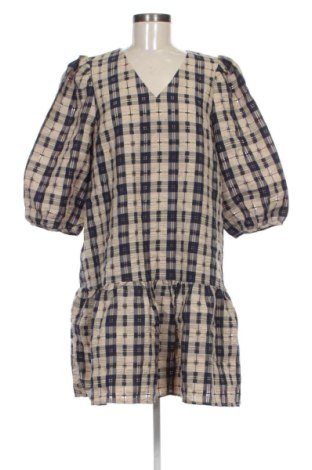 Рокля ONLY, Размер L, Цвят Многоцветен, Цена 14,31 €