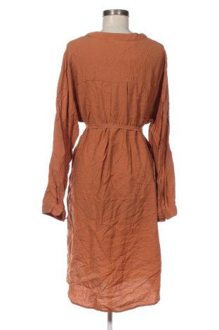 Ruha ONLY Carmakoma, Méret XXL, Szín Barna, Ár 12 349 Ft