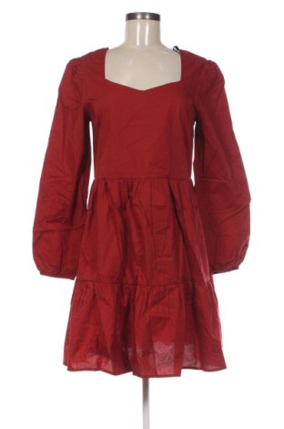 Sukienka Pieces, Rozmiar M, Kolor Czerwony, Cena 166,99 zł