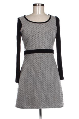 Sukienka Poete, Rozmiar S, Kolor Szary, Cena 131,57 zł