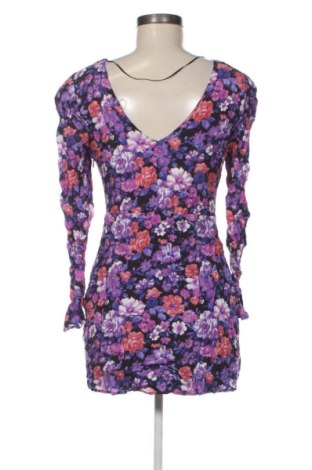 Rochie Pull&Bear, Mărime M, Culoare Multicolor, Preț 196,99 Lei