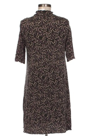 Рокля Pull&Bear, Размер M, Цвят Многоцветен, Цена 20,45 €