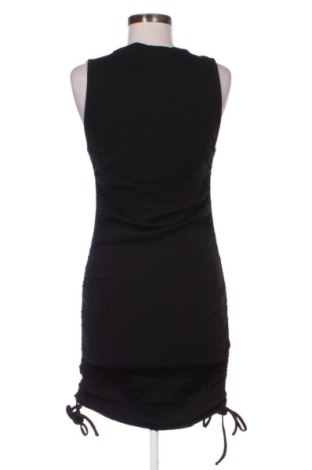 Φόρεμα Reserved, Μέγεθος S, Χρώμα Μαύρο, Τιμή 13,62 €