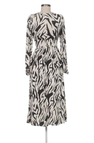 Sukienka Reserved, Rozmiar S, Kolor Kolorowy, Cena 106,81 zł