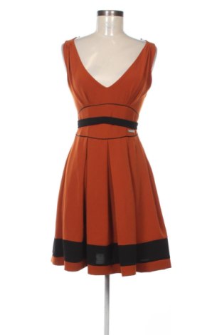 Ruha Rinascimento, Méret M, Szín Barna, Ár 21 029 Ft