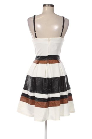 Kleid Rinascimento, Größe XS, Farbe Mehrfarbig, Preis 63,99 €