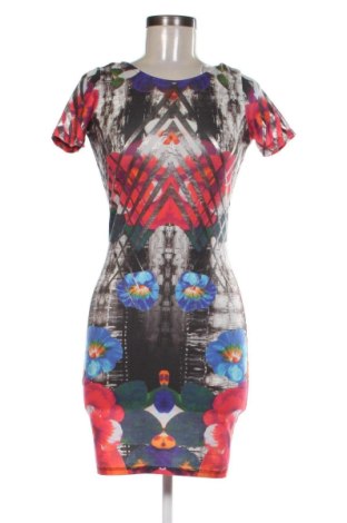 Kleid River Island, Größe XS, Farbe Mehrfarbig, Preis 15,00 €