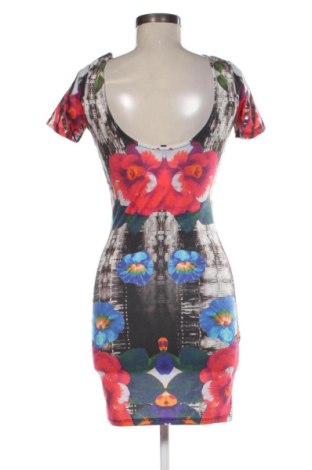 Kleid River Island, Größe XS, Farbe Mehrfarbig, Preis 15,00 €