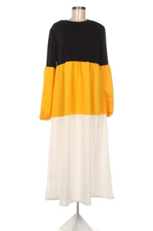 Рокля SHEIN, Размер XL, Цвят Многоцветен, Цена 20,45 €