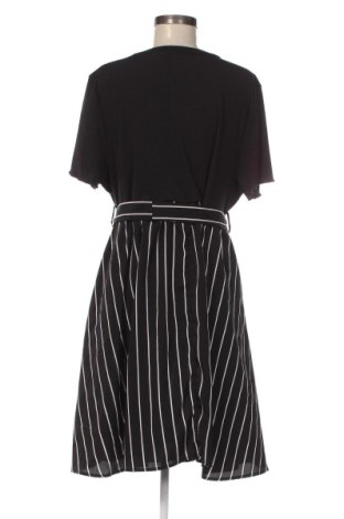 Φόρεμα SHEIN, Μέγεθος 3XL, Χρώμα Πολύχρωμο, Τιμή 23,99 €