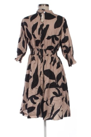 Рокля SHEIN, Размер L, Цвят Многоцветен, Цена 20,45 €