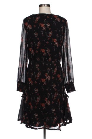 Рокля Saint Tropez, Размер M, Цвят Многоцветен, Цена 25,05 €