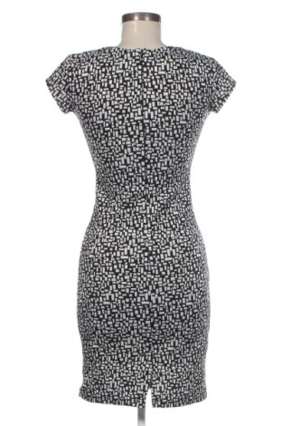 Sukienka Santana, Rozmiar S, Kolor Kolorowy, Cena 106,90 zł