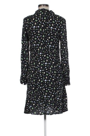 Рокля Selected Femme, Размер XS, Цвят Многоцветен, Цена 9,33 €