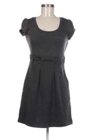 Kleid Smart Set, Größe S, Farbe Grau, Preis € 20,00
