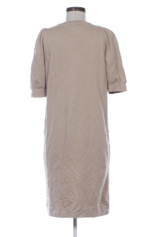 Рокля Soaked In Luxury, Размер XL, Цвят Бежов, Цена 42,43 €