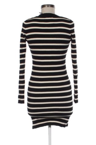 Sukienka Stradivarius, Rozmiar M, Kolor Kolorowy, Cena 106,90 zł