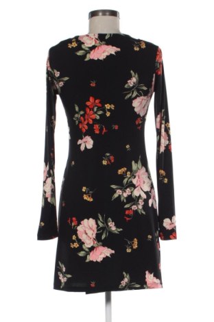 Sukienka Stradivarius, Rozmiar M, Kolor Kolorowy, Cena 107,00 zł