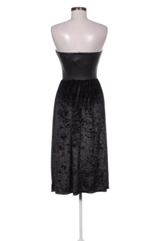 Rochie Tezenis, Mărime L, Culoare Negru, Preț 104,00 Lei