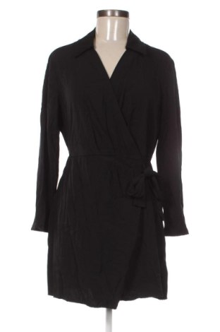 Ruha Tommy Hilfiger, Méret M, Szín Fekete, Ár 59 839 Ft