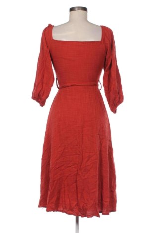 Sukienka Trendyol, Rozmiar M, Kolor Czerwony, Cena 131,57 zł