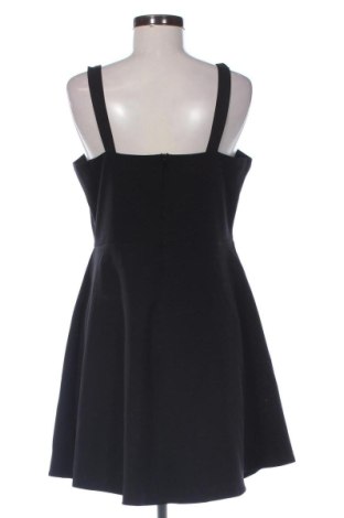 Sukienka Trendyol, Rozmiar XL, Kolor Czarny, Cena 104,77 zł