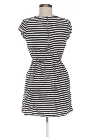 Kleid Unbranded, Größe M, Farbe Mehrfarbig, Preis 8,00 €