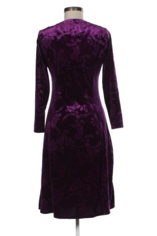 Kleid Unbranded, Größe M, Farbe Lila, Preis 15,15 €