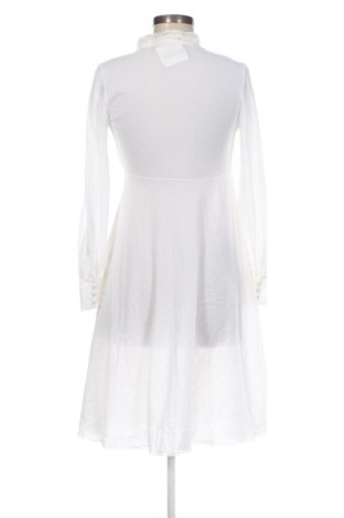 Rochie Unbranded, Mărime M, Culoare Alb, Preț 104,00 Lei