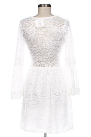 Ruha Unbranded, Méret L, Szín Fehér, Ár 10 049 Ft