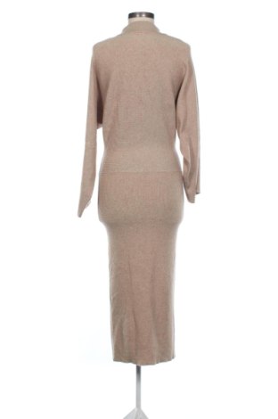 Sukienka Unbranded, Rozmiar S, Kolor Beżowy, Cena 107,17 zł