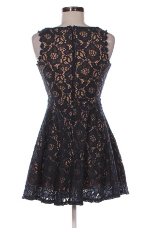 Рокля Unbranded, Размер XS, Цвят Многоцветен, Цена 20,00 €