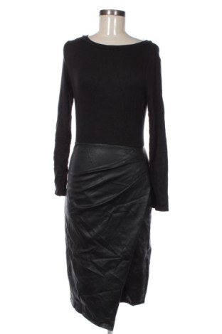 Ruha Unbranded, Méret M, Szín Fekete, Ár 15 919 Ft