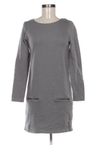 Kleid United Colors Of Benetton, Größe M, Farbe Grau, Preis € 28,99