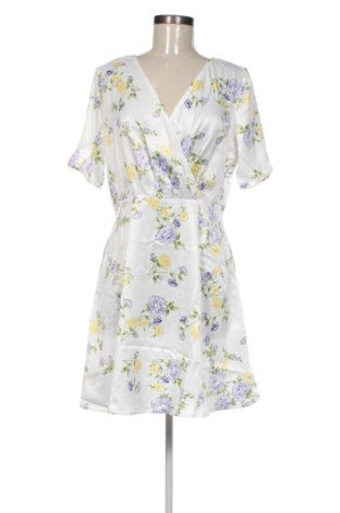 Kleid VILA, Größe M, Farbe Mehrfarbig, Preis 41,99 €