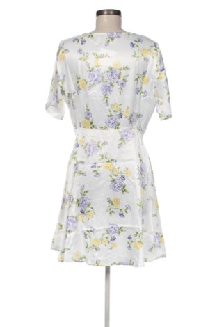 Kleid VILA, Größe M, Farbe Mehrfarbig, Preis 41,99 €