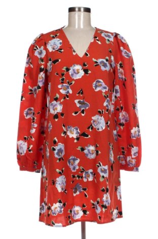 Рокля Vero Moda, Размер S, Цвят Многоцветен, Цена 22,49 €