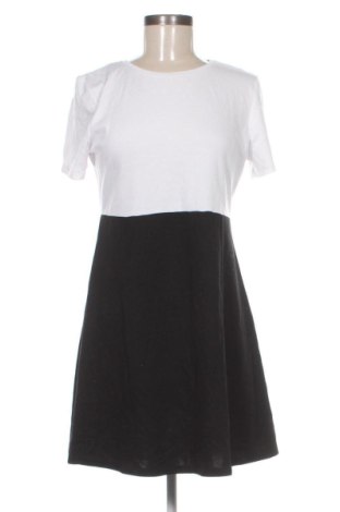 Kleid Zara, Größe M, Farbe Mehrfarbig, Preis 17,99 €