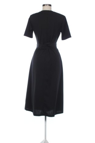 Kleid Zara, Größe M, Farbe Schwarz, Preis 17,00 €
