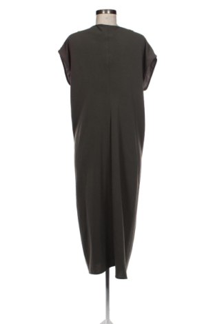 Рокля Zara, Размер XL, Цвят Зелен, Цена 17,46 €