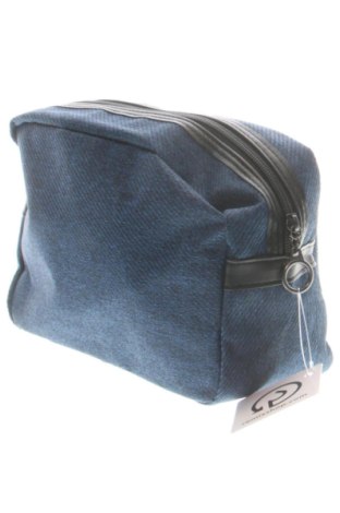 Несесер Daniel Hechter, Цвят Син, Цена 21,00 €